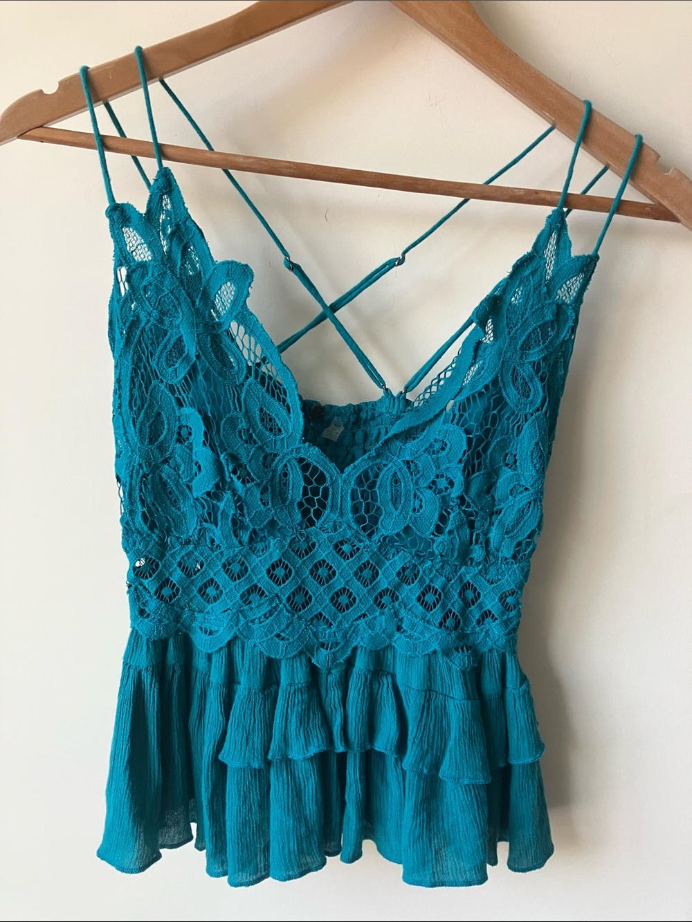 FREE PEOPLE Adella Crochet Lace Bodice Camisole  Ruffle Peplum Hem Teal Size M
